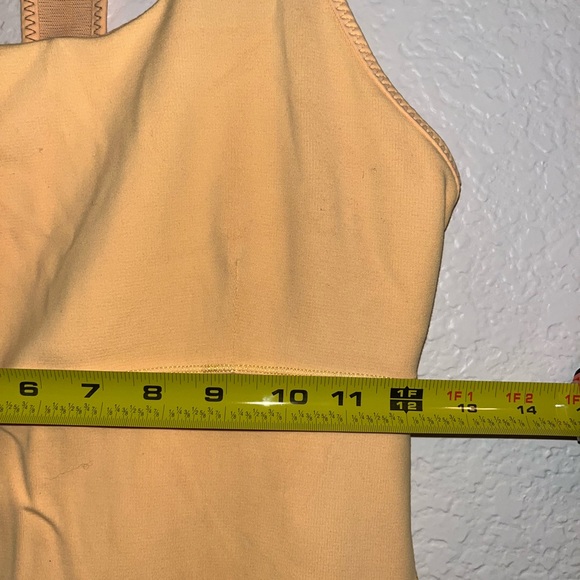 Lululemon tank top - Picture 4 of 4